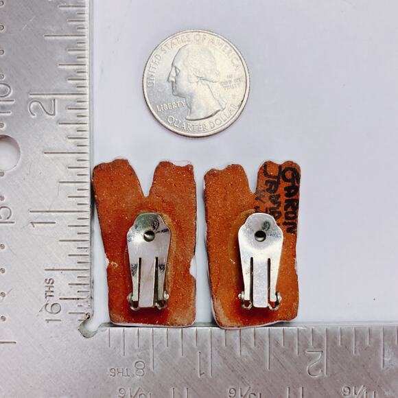 VTG 1960s Signed Garon Jamaica Earrings Ceramic Terracotta Clip On Caribbean - Picture 10 of 10